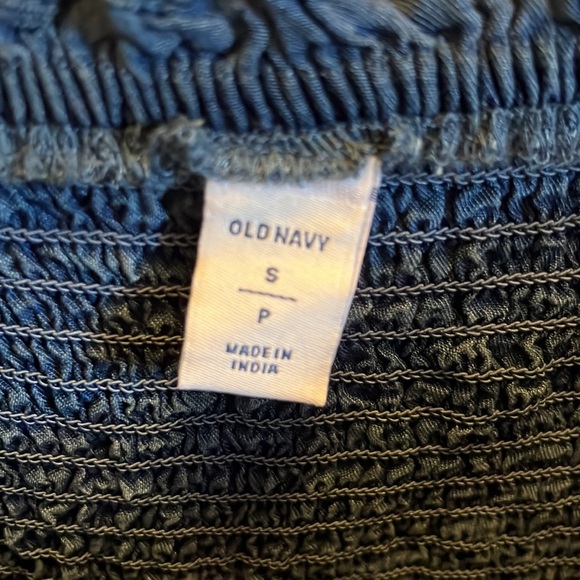 Old Navy Blue Denim Square Line Smock Peplum Top - Picture 4 of 4